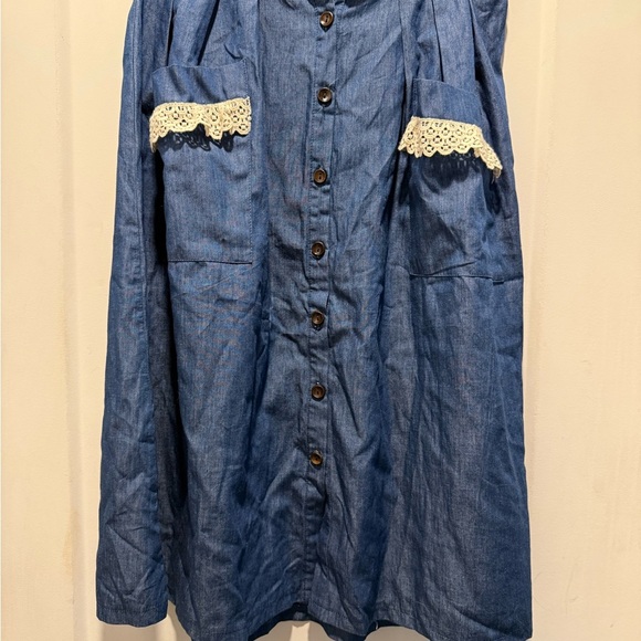 POL Blue soft lightweight Denim Skirt with embroidered lace pockets. Size S midi - Picture 1 of 3